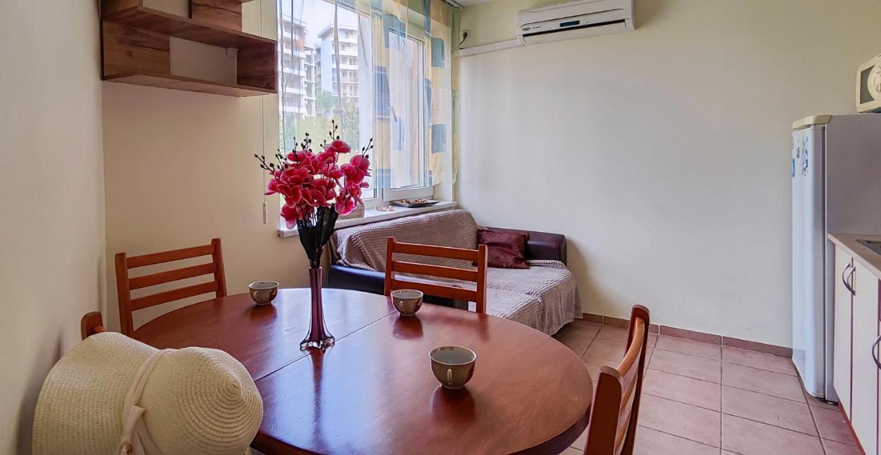 Crown And Imperial Apartments 圣弗拉斯 外观 照片